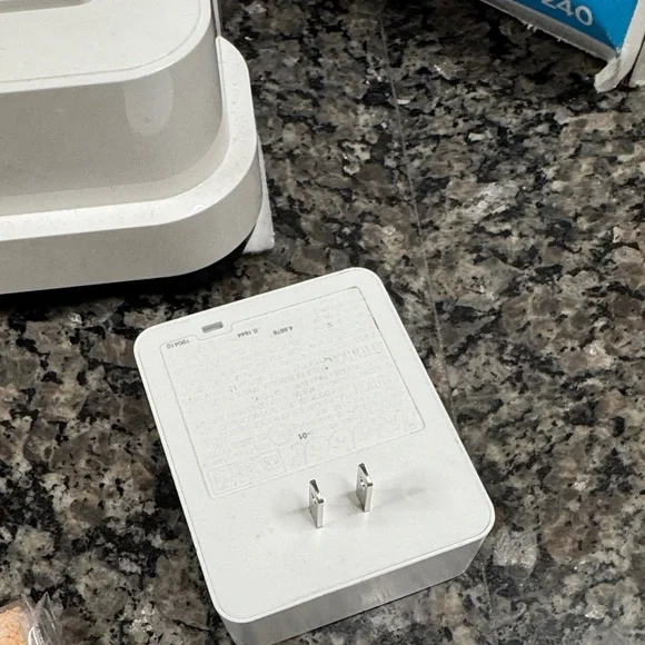 iRobot Braava jet 240 Mopping Robot - White with Blue Accents - Picture 5 of 14